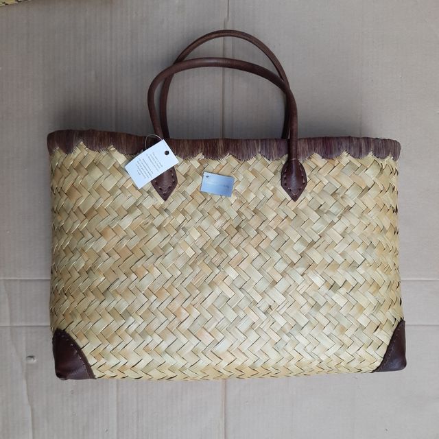 Tre borse e due omaggi