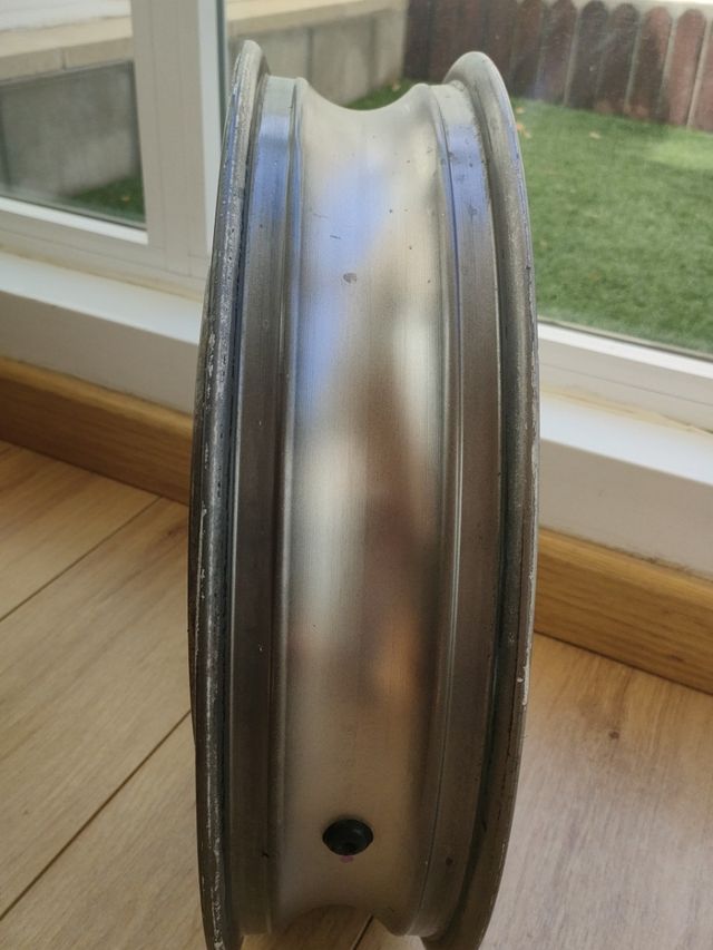 rueda con discos de Honda VFR 750 sin rodamientos