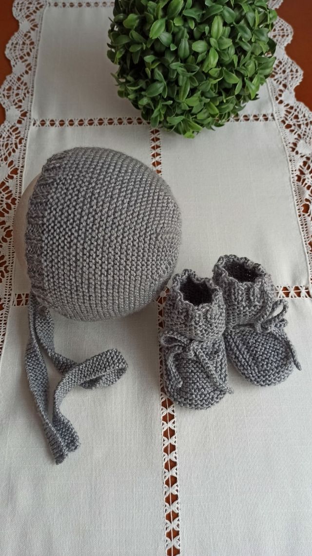 Gorro y botitas