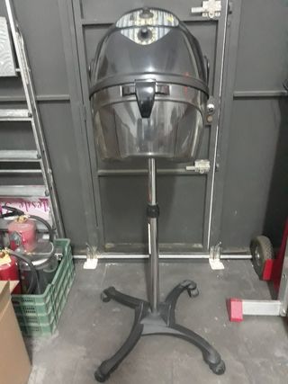 Secador de pelo con pie para Peluquerias de segunda mano por 60 EUR en  Getafe en WALLAPOP