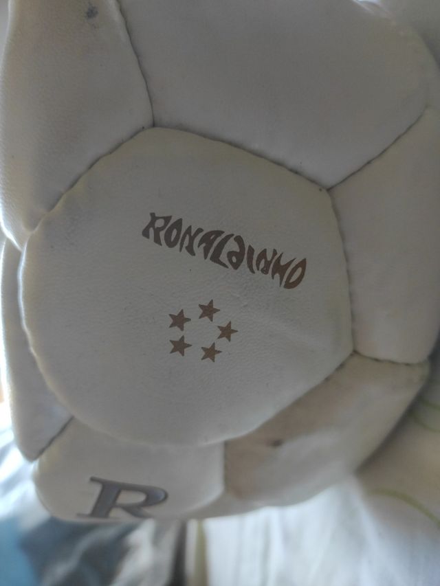 pelota de colección nike Ronaldinho R10 jogabonito