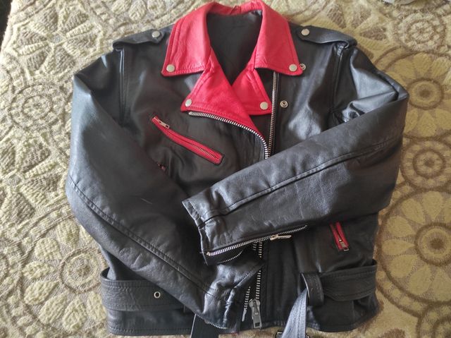 Chaqueta de piel, corta mujer. Talla M.