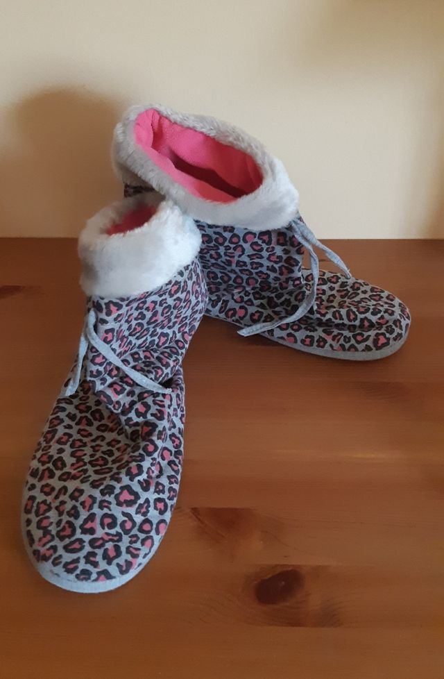 Zapatillas-botas de estar por casa talla L