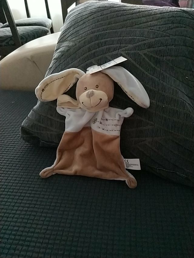 atrapasueños de conejito con etiqueta