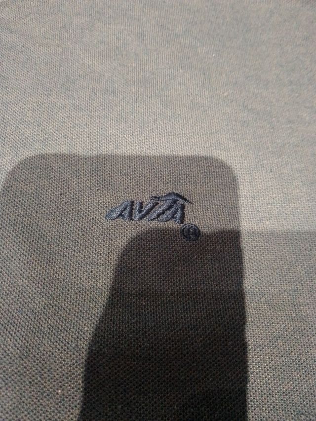 camiseta manga corta de punto, de "Avia", talla L