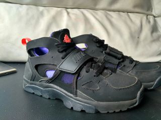 Nike huarache altas 38.5 de segunda mano por 35,99 EUR en Santiago de  Compostela en WALLAPOP