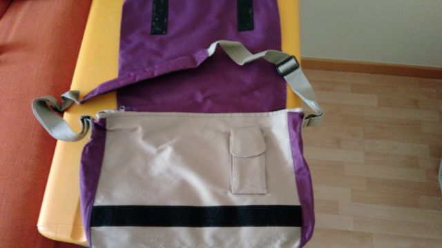 mochila bandolera. usadas una semana. 2 modelos