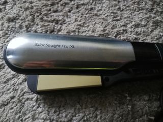 Plancha para el pelo Philips de segunda mano por 20 EUR en Cabezón de  Pisuerga en WALLAPOP