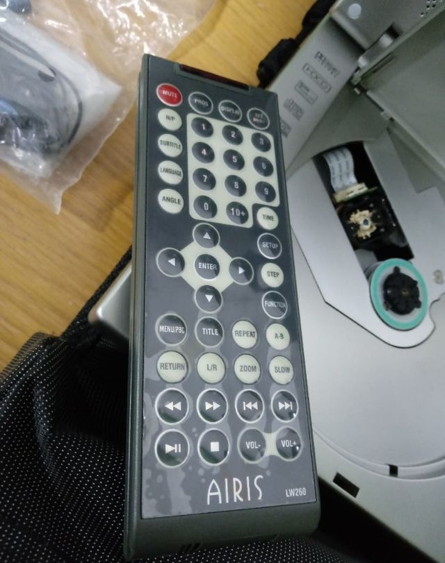 Dvd Portatil Airis Lw257