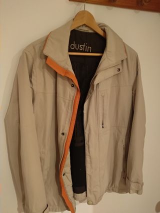 Chaqueta hombre marca Dustin de segunda mano por 25 EUR en Gavà en WALLAPOP