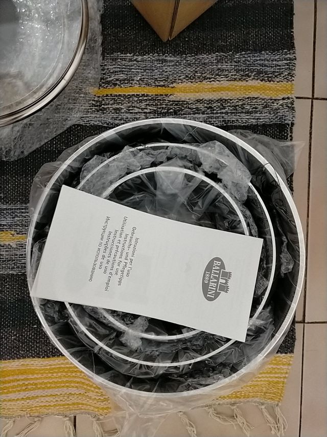 Lote 3 Cacerolas+ tapas 16-20-24 cm