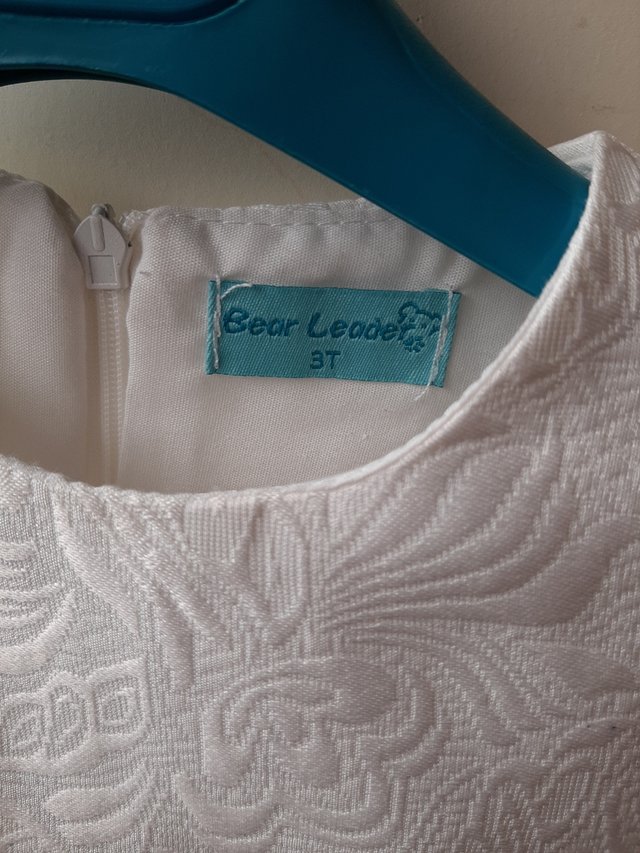 conjunto vestido y abrigo talla 3