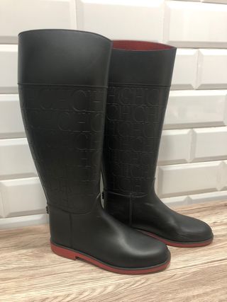 Botas de agua Carolina Herrera talla 37 de segunda mano por 80 EUR en  Santander en WALLAPOP