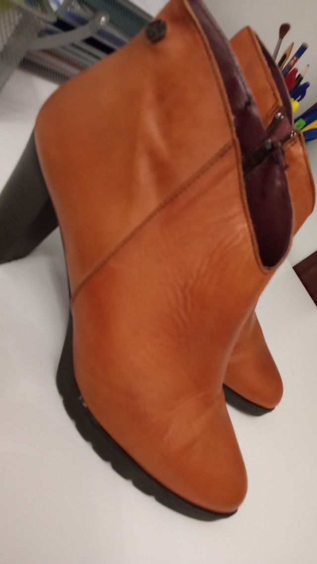 botines piel cuero 39