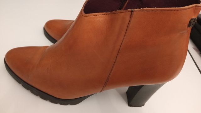 botines piel cuero 39