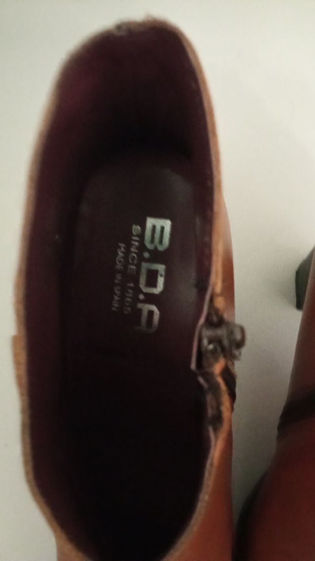 botines piel cuero 39