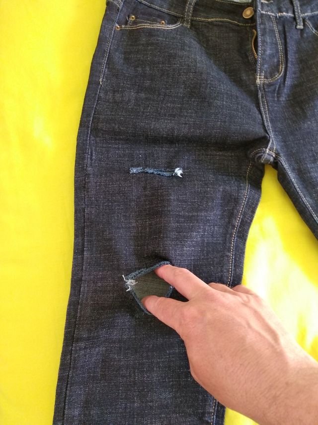 vaqueros chica con red. nuevos talla 40/42. L