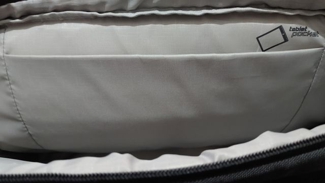 MALETÍN ACOLCHADO PARA PORTATIL Y TABLET - TUCANO