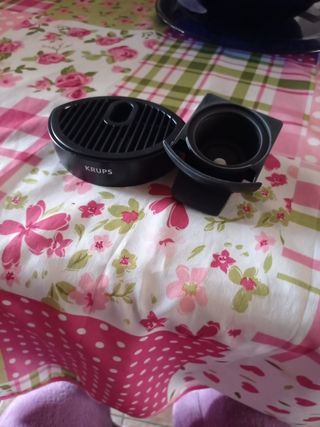 Recambios cafetera Dolce gusto. de segunda mano por 5 EUR en Finestrat en  WALLAPOP