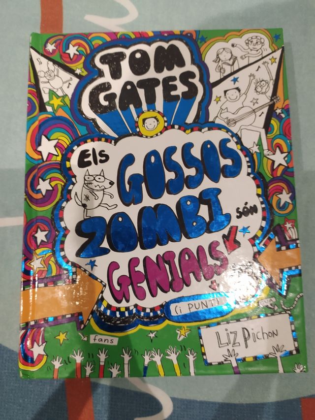 Libro Gossos zombi genials