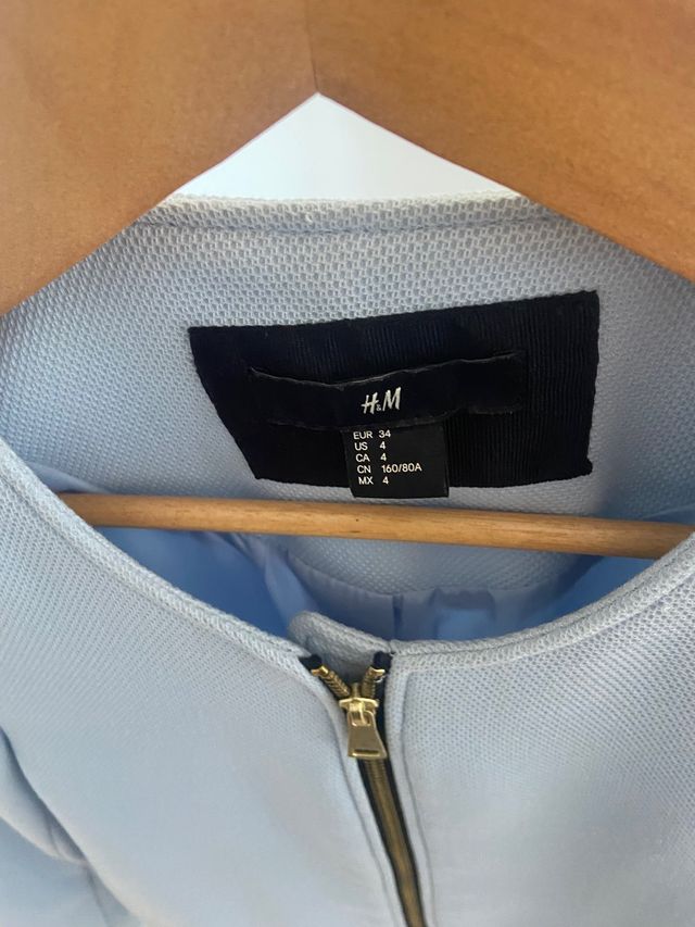 Abrigo azul cielo de H&M