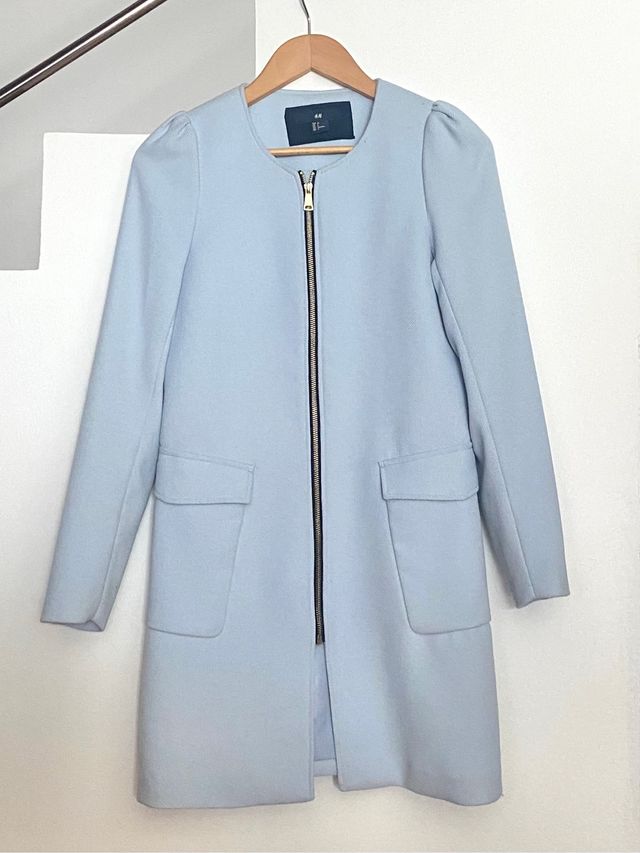 Abrigo azul cielo de H&M