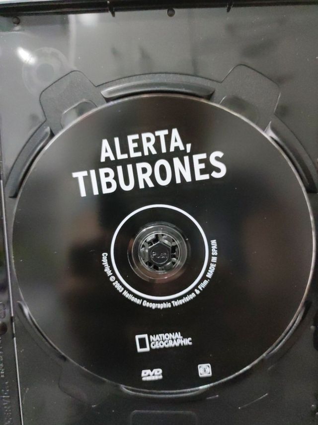 ALERTA TIBURONES - DVD NATIONAL GEOGRAPHIC 