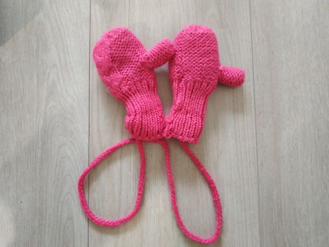 gorro i guants  talla 2-6 anys