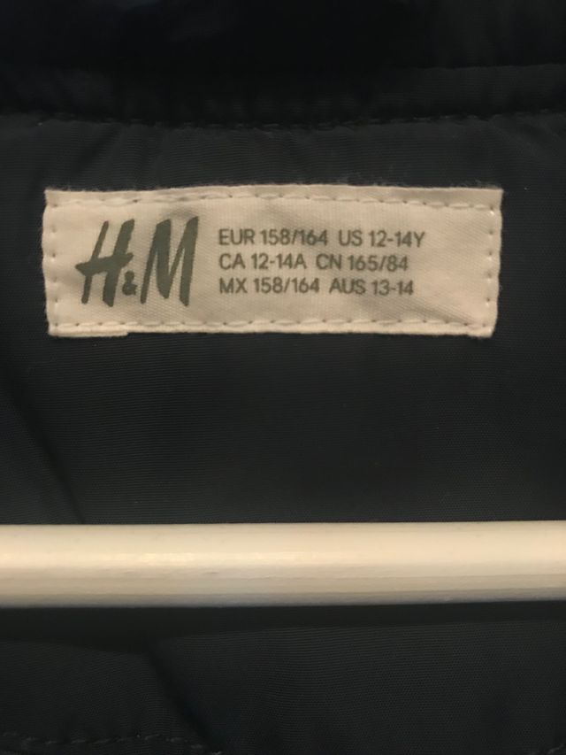 Chaqueta chubasquero para niño. Sin estrenar