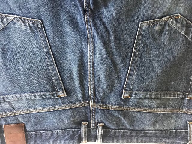 Pantalón vaquero hombre. Talla 48