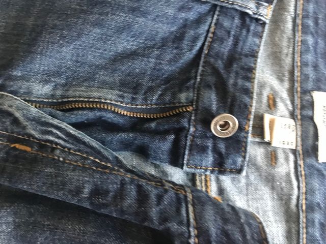 Pantalón vaquero hombre. Talla 48