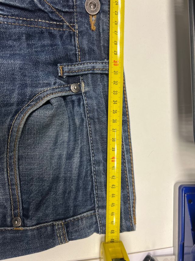 Pantalón vaquero hombre. Talla 48