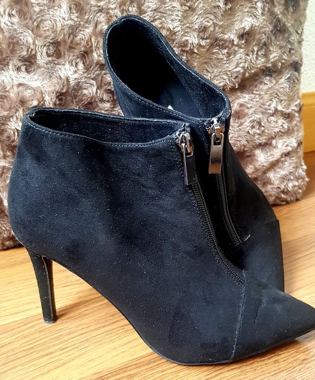 botines negros