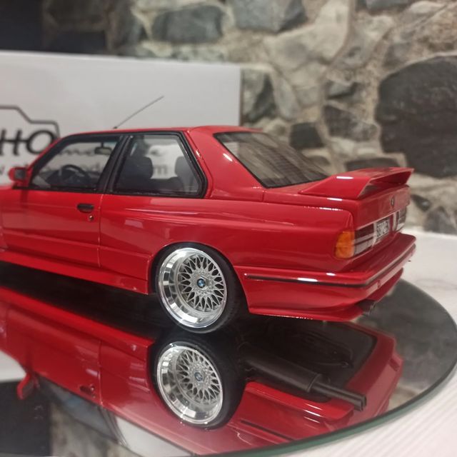 BMW E30 M3 Ottomobile