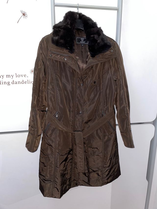 Abrigo marrón Eme de Moda