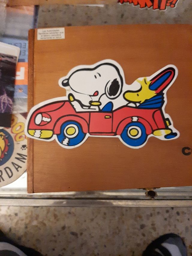 PEGATINA SNOOPY