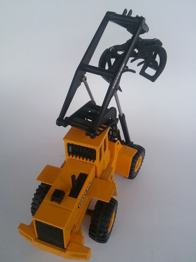 MINIATURA JOAL -, VOLVO BM L160.