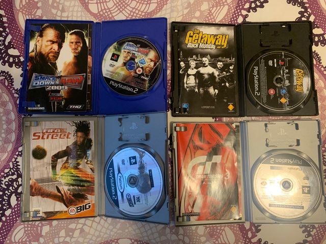 Pack 4 juegos PS2 con manual para pulir