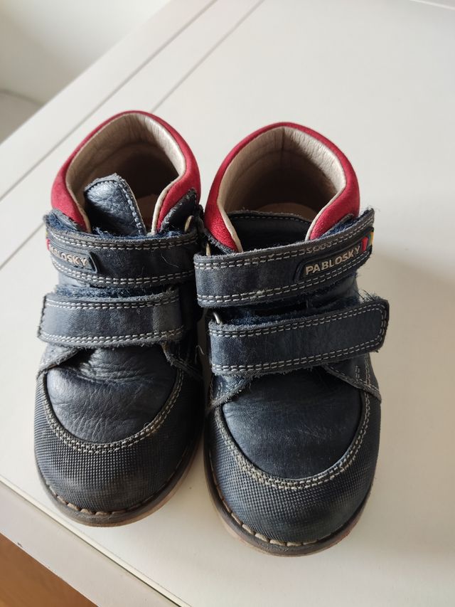 Zapato piel niño .Marca Pablosky.Talla 25.