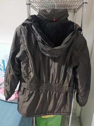 Parka WELLENSTEYN NUEVA de segunda mano por 150 EUR en Terramelar en  WALLAPOP