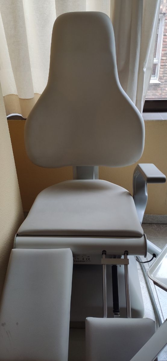 sillón podológo