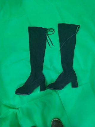 Botas altas mujer de tubo ajustables talla 40 de segunda mano por 20 EUR en  Madrid en WALLAPOP
