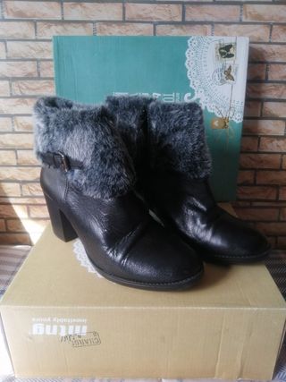 Botines de piel MaryPaz de segunda mano por 12 EUR en Madrid en WALLAPOP