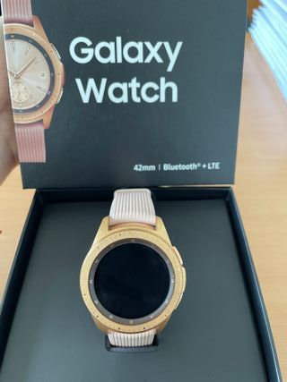 Samsung Galaxy Watch 42mm Mujer de segunda mano por 140 EUR en Alicante en  WALLAPOP