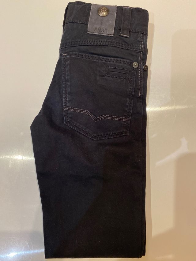 Pantalón niño negro Hugo Boss talla8