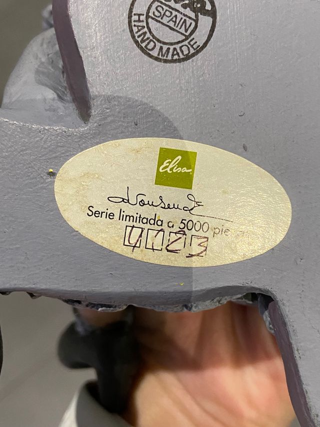 Figuras cerámica Elisa ediciones limitadas.