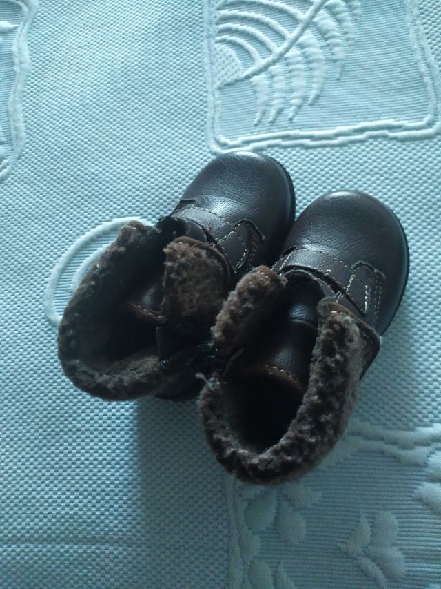 Botas de niño numero 22