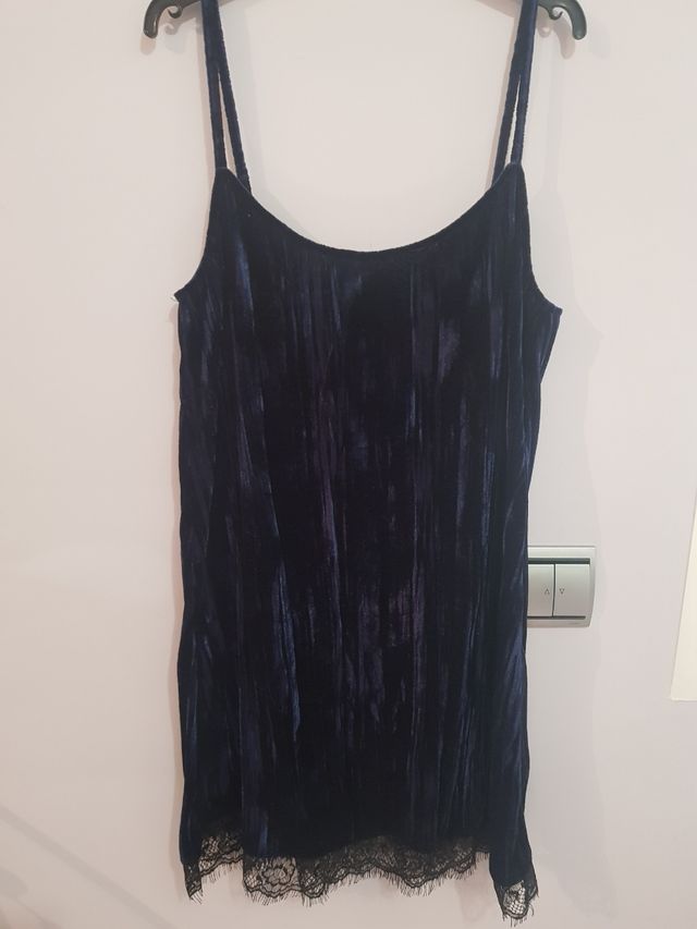 Vestido mini lencero terciopelo nuevo