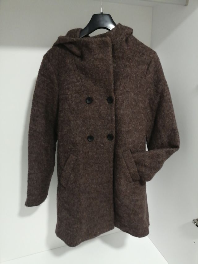 abrigo marrón