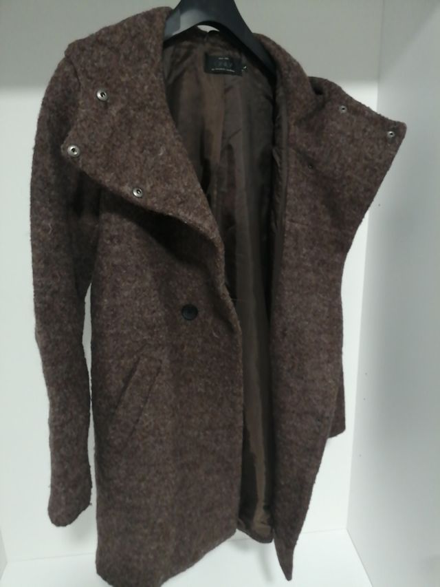 abrigo marrón